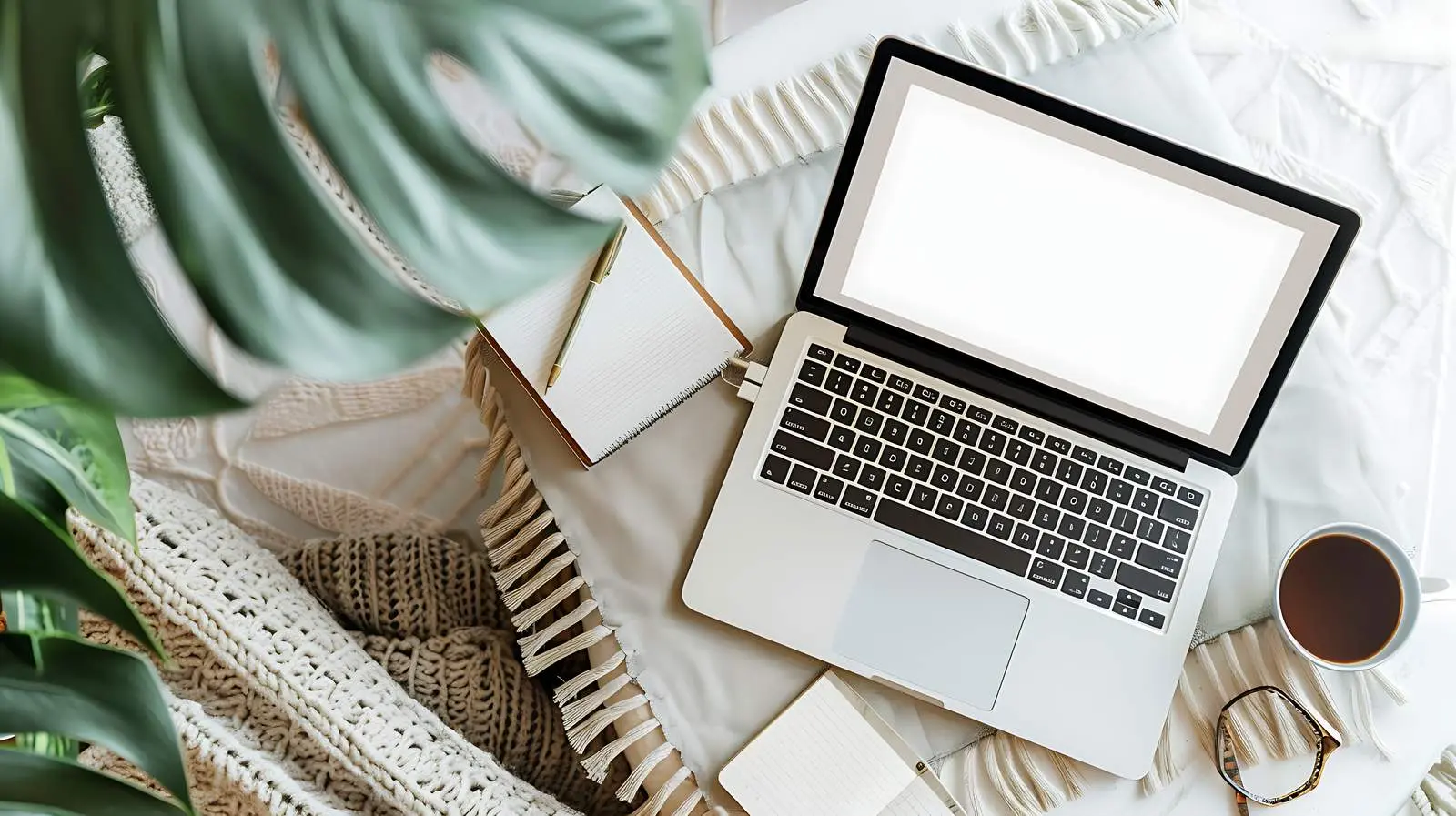 Blank Screen Laptop on Coffee Table — free download from Dotvec