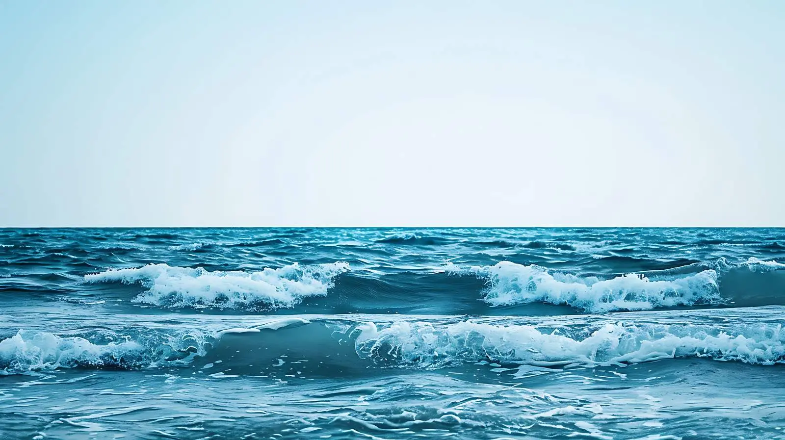 Blue Waves Under Clear Baltic Sky – free destination image from Dotvec