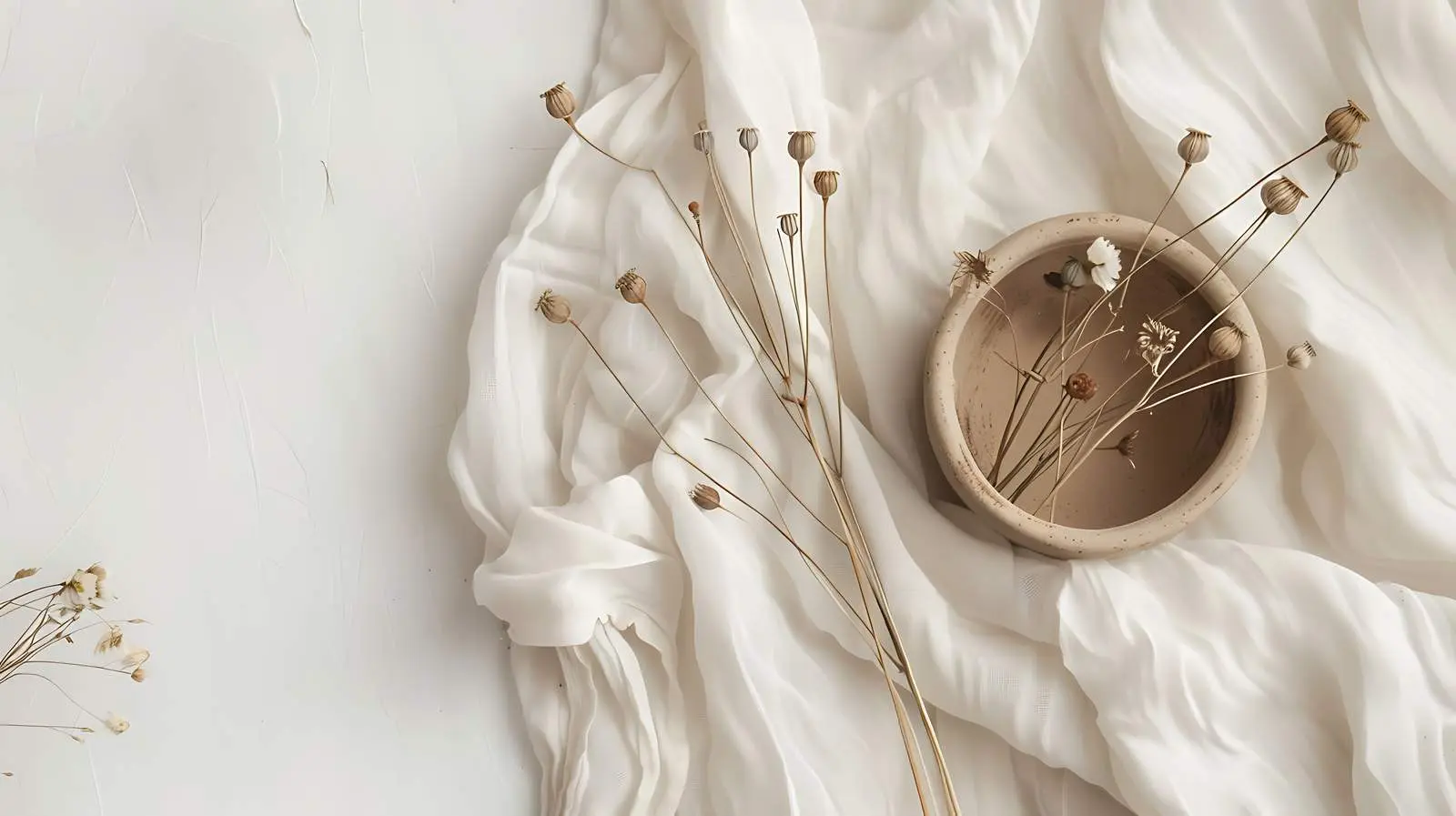 Dried Grass and Poppy Stems in Beige Pot – free avian image from Dotvec