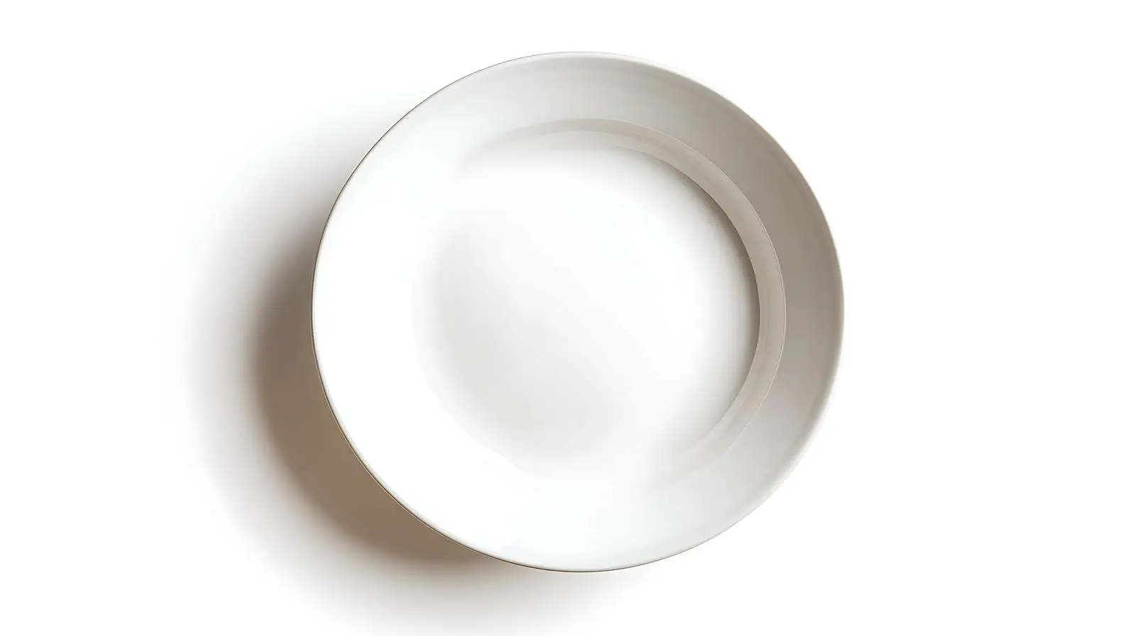 Round Ceramic Plate on White Background — free download from Dotvec