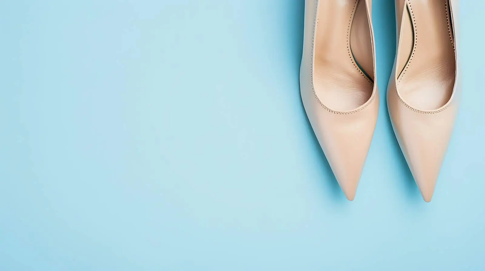 Flat Lay of Trendy Women's Shoes on Blue Background – free trendy shoes image from Dotvec