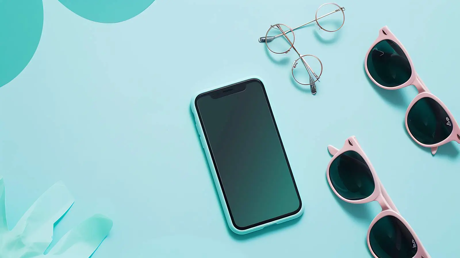 Aesthetic Women's Fashion Flatlay Composition – free culture image from Dotvec