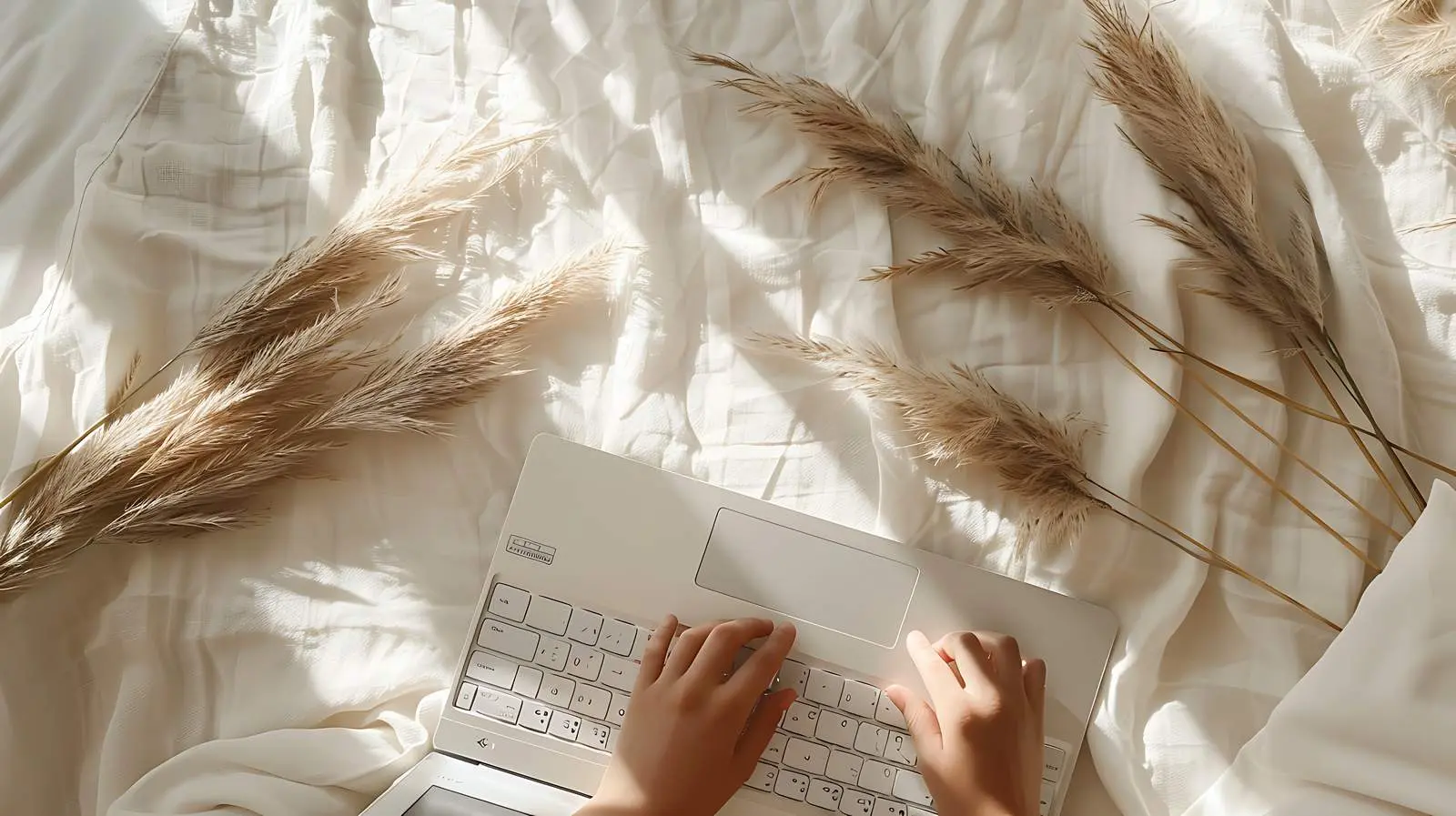 Aesthetic Flatlay of Hands on Laptop — free download from Dotvec