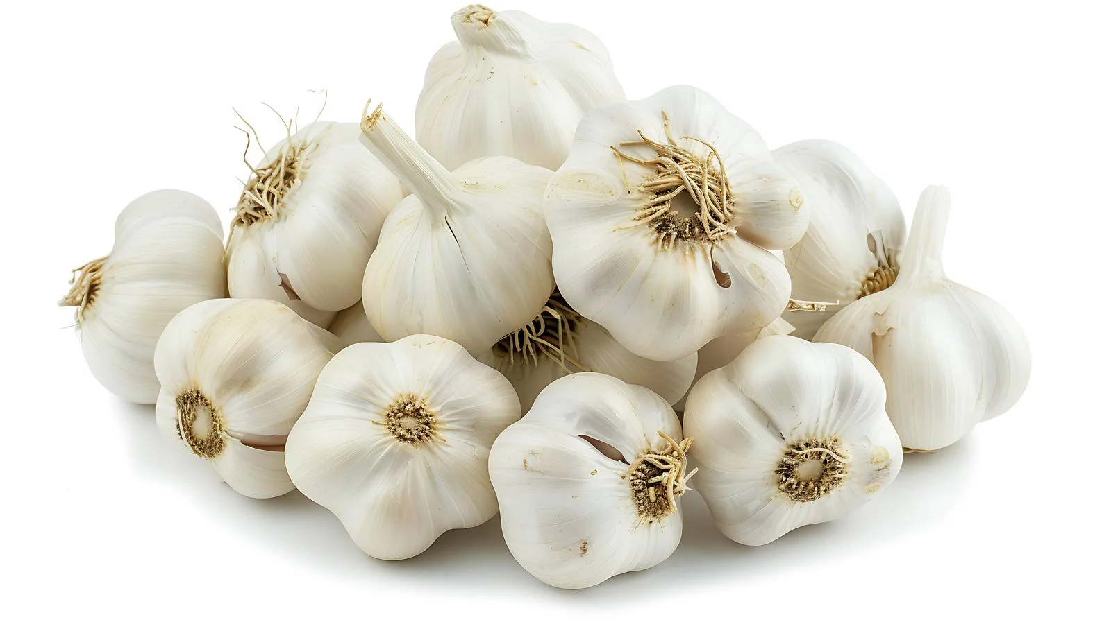 Vibrant Fresh Garlic at Market Stall — free download from Dotvec