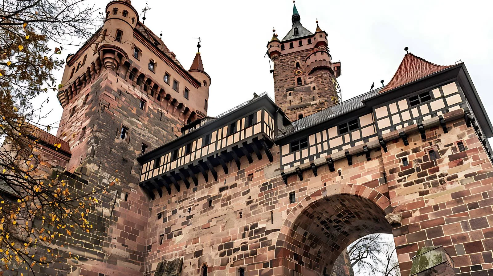 Majestic Kaiserburg Castle in Nuremberg Viewed from Below — free download from Dotvec