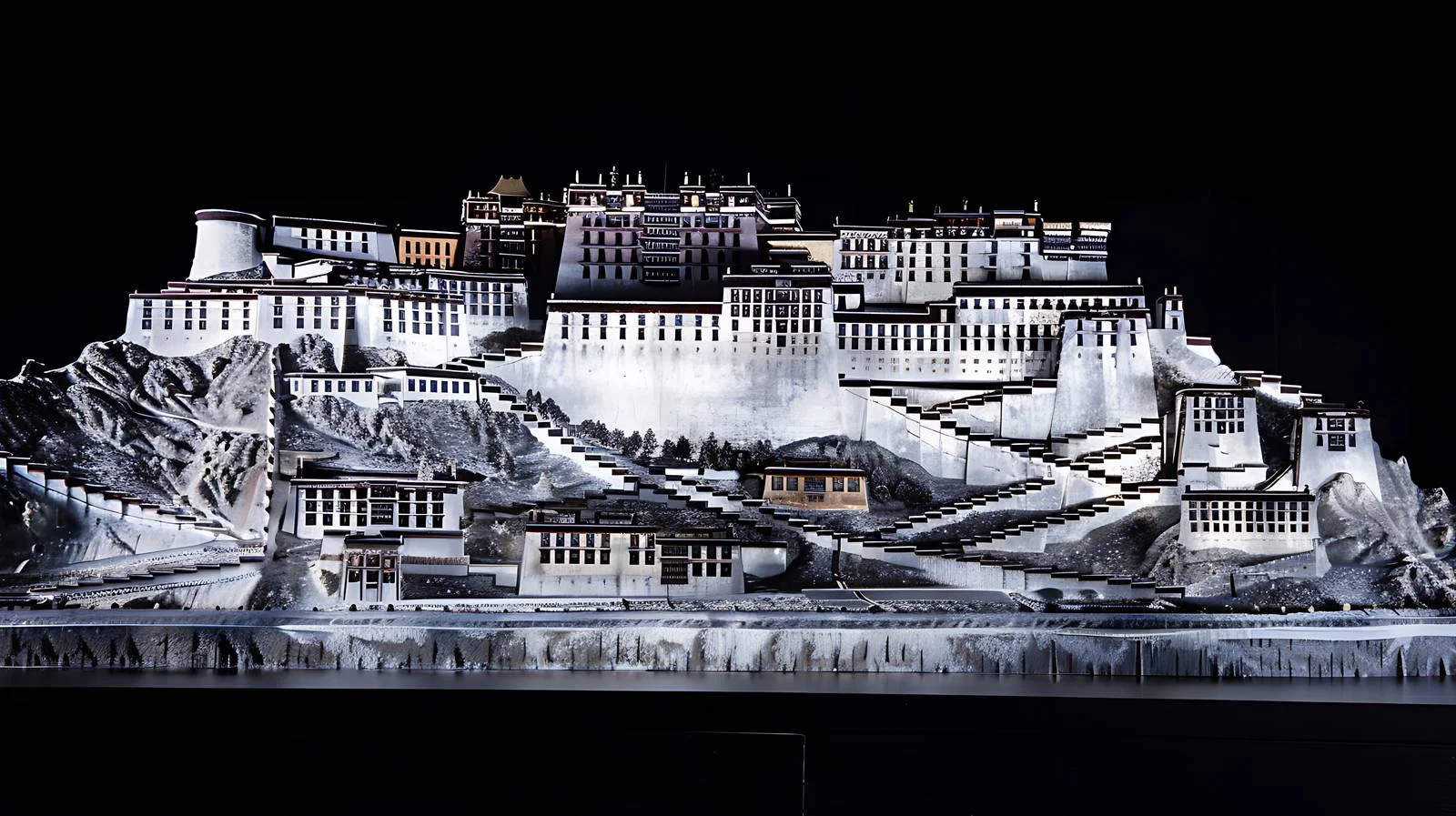 Nocturnal Potala Palace in Lhasa Tibet — free download from Dotvec