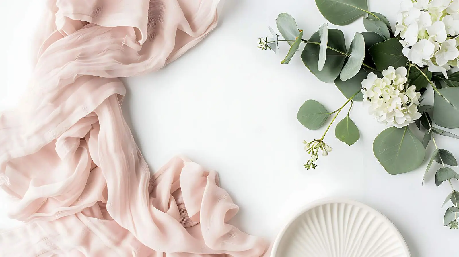 Hydrangea Flower Round Frame Mockup with Text Space — free download from Dotvec