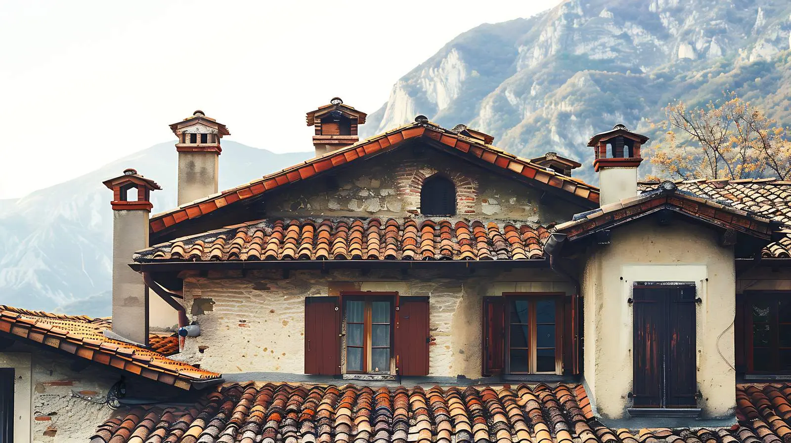 Rustic Italian Architecture in Historic European Style – free romantic architecture image from Dotvec