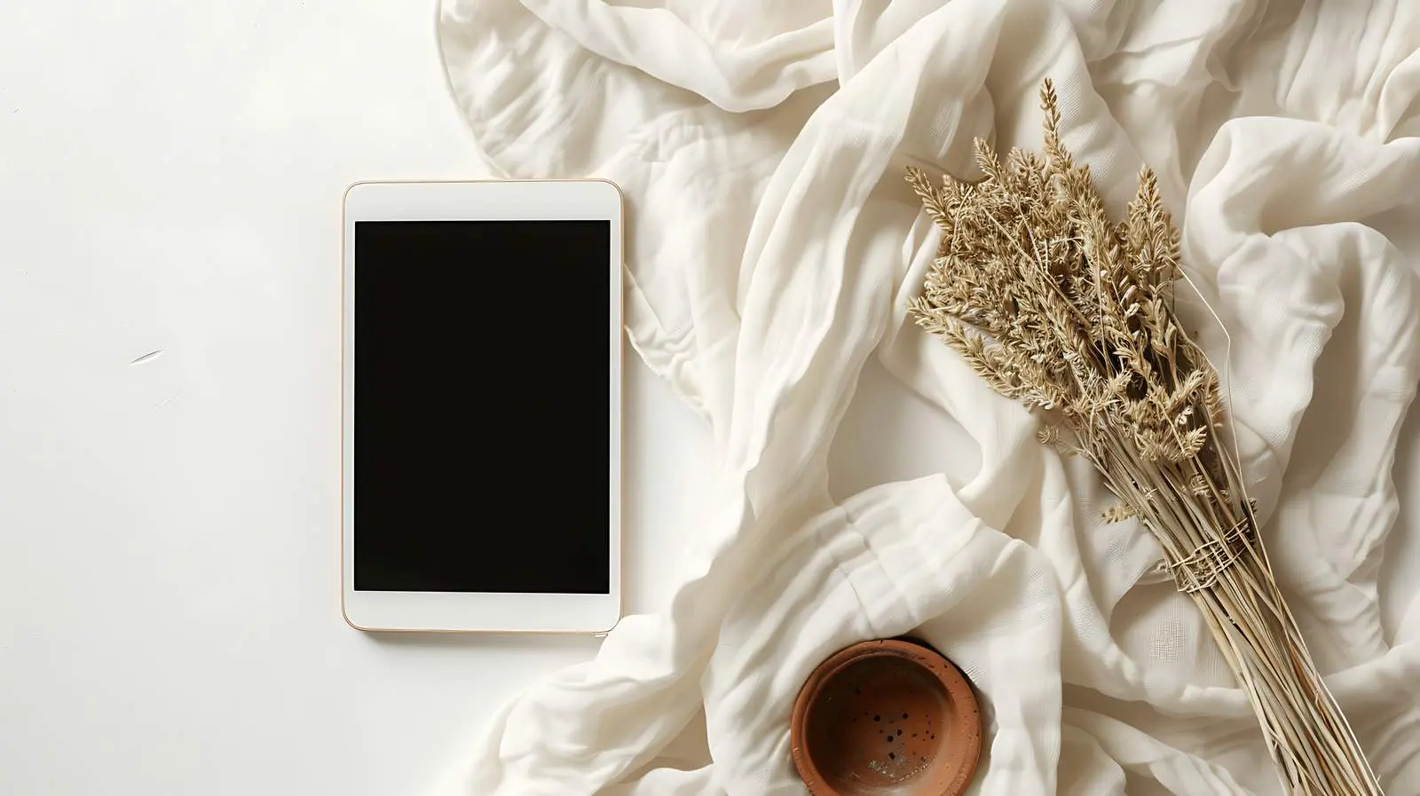 Blank Tablet Pad with Dried Grass in Pot — free download from Dotvec