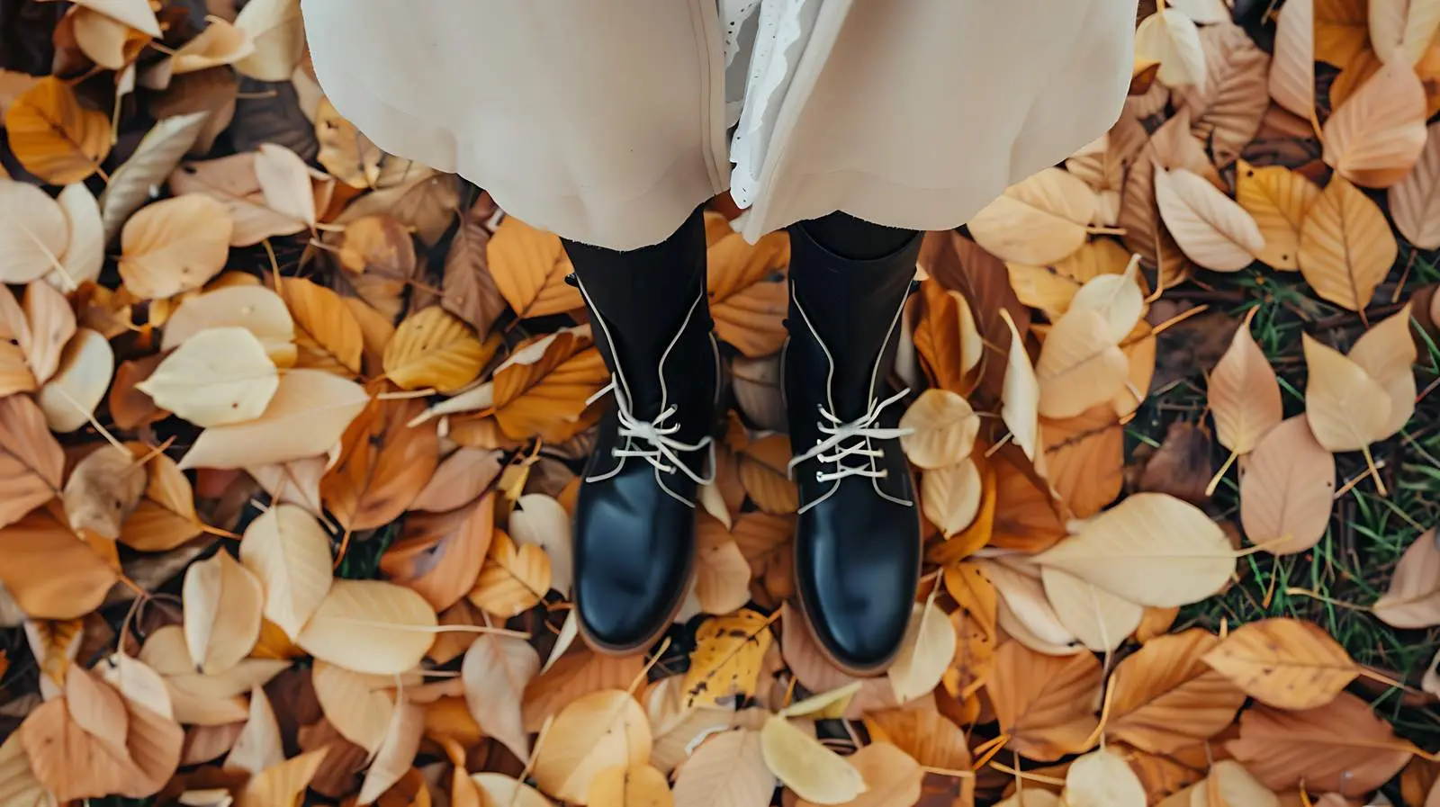 Stylish Woman in Black Boots and Beige Coat — free download from Dotvec