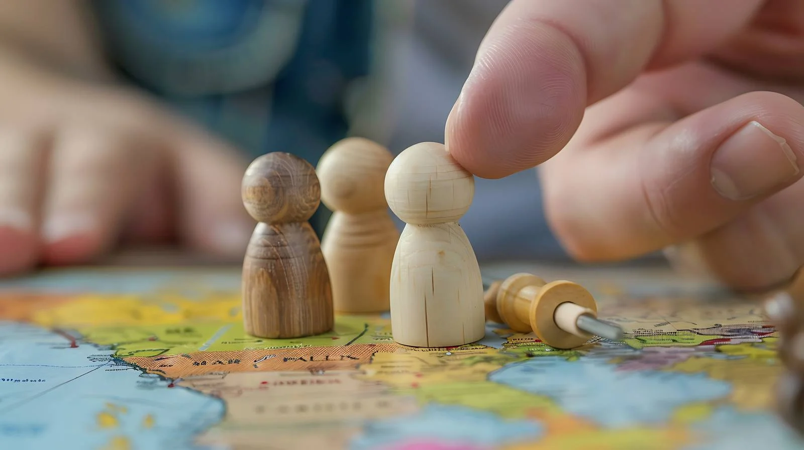 Travel Planning with Wooden Doll — free download from Dotvec