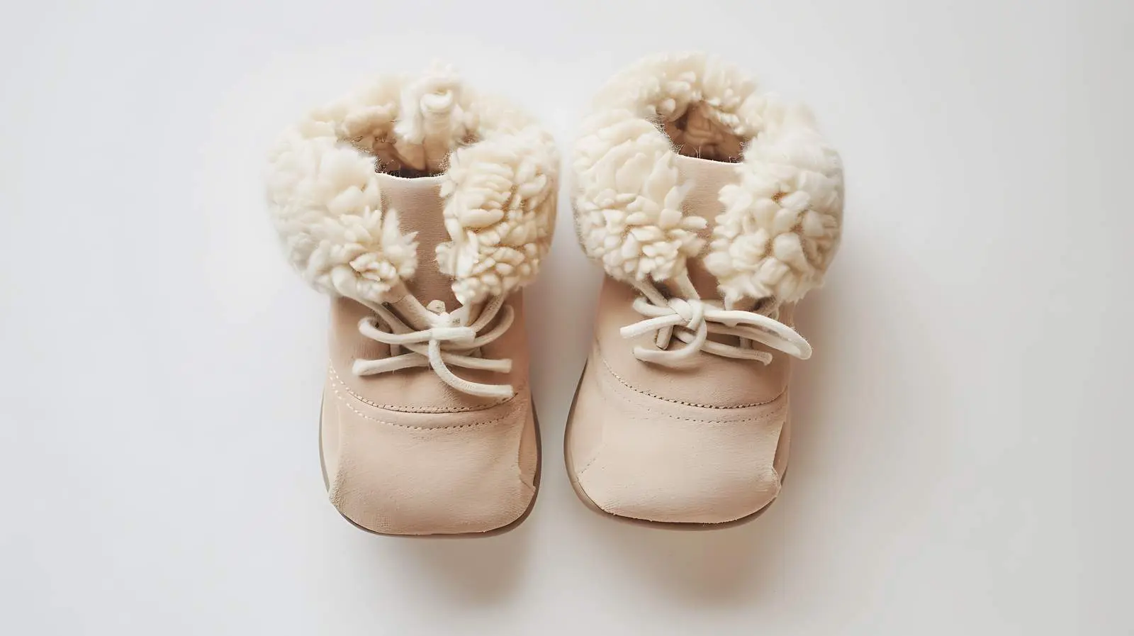 Cozy Winter Suede Booties for Babies – free cold image from Dotvec