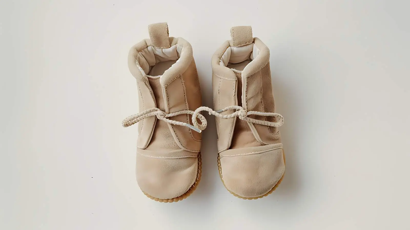 Warm Winter Suede Booties for Baby – free baby accessories image from Dotvec