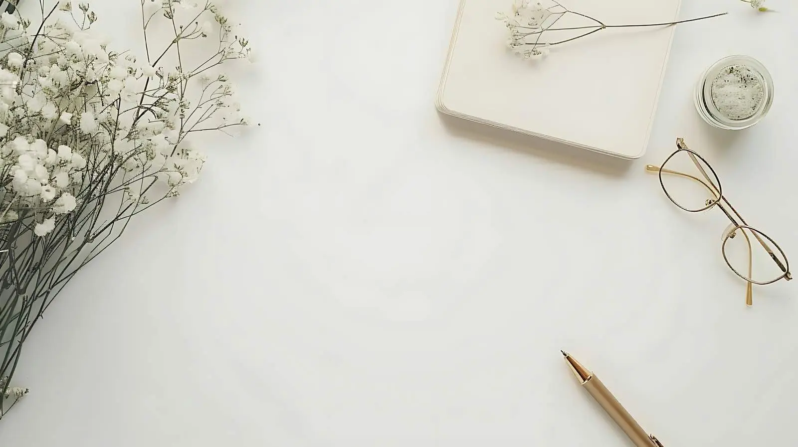 Modern Minimal Home Office Desk Setup — free download from Dotvec