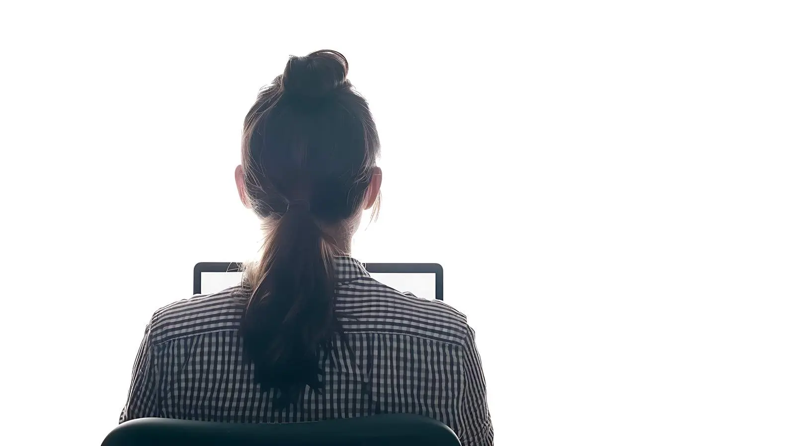 Woman Working on Laptop in Professional Setting – free typing image from Dotvec