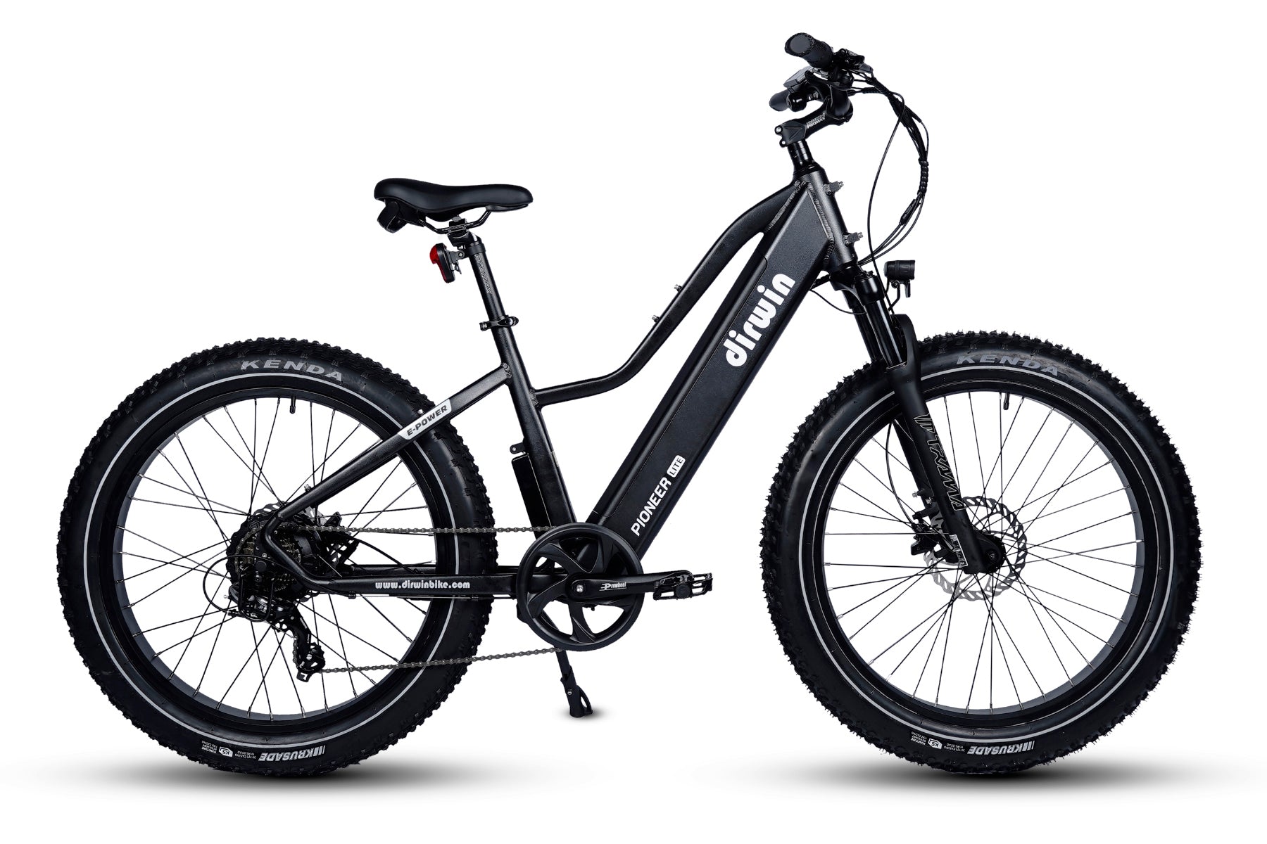 Do hunting eBikes include front and rear fenders?