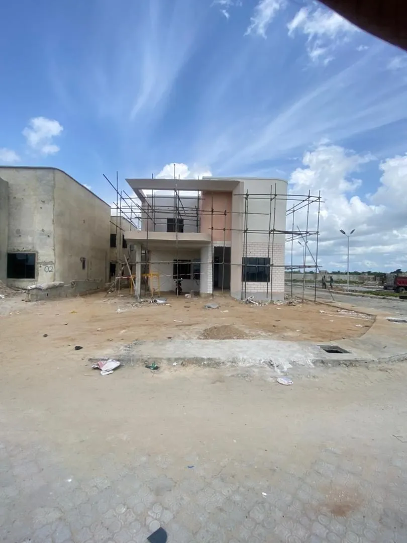 Lekki Aviation Town Terrace Building — photo 2