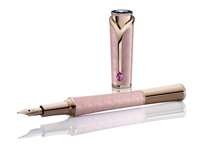 MontBlanc se inspira em Grace Kelly para nova linha de canetas