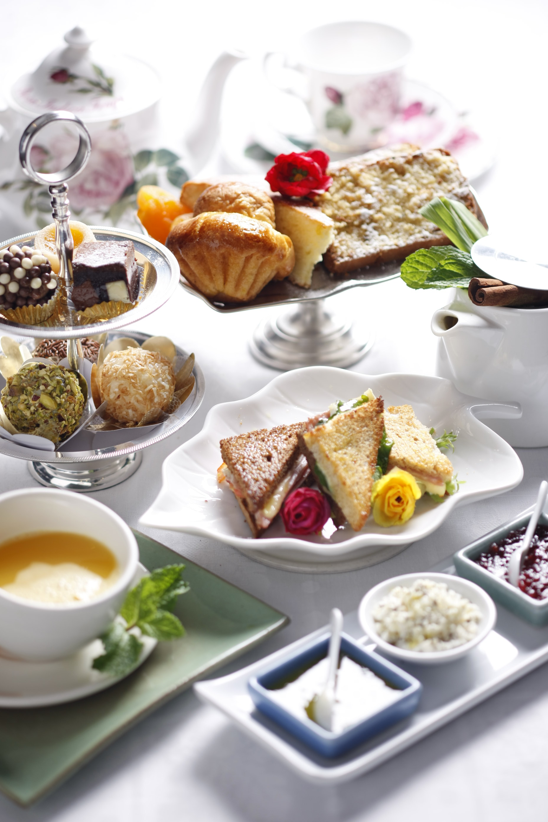 Para espantar o frio, que tal o Tea Menu do Oscar Café e Bistrot?