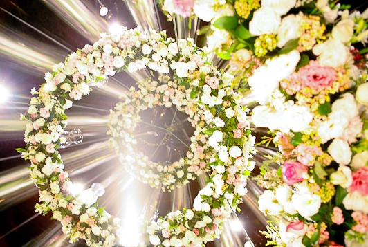 Rafael Lima e Vanessa Giannotti se casam com festa em Trancoso