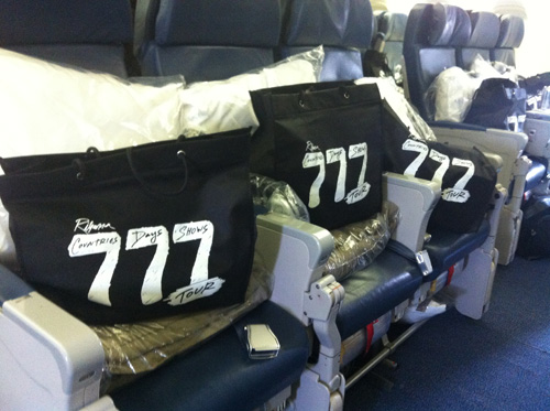 O único brasileiro no voo fretado de Rihanna conta sua experiência