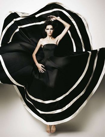 Enfant terrible da moda paulistana, Conrado Segreto ganha livro em SP