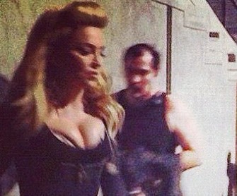 Um flagra especial de Madonna horas antes do show no Rio de Janeiro