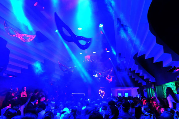 A festa de reabertura do club Provocateur terá o DJ Steve Angello