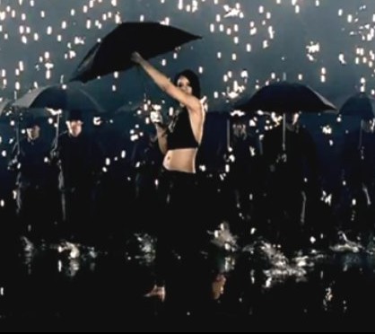 Uma playlist para o dia chuvoso pela redação do Glamurama. Play!