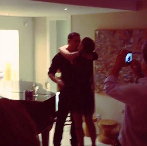 Ronaldo Fenômeno fica noivo de Paula Morais. E foi surpresa!