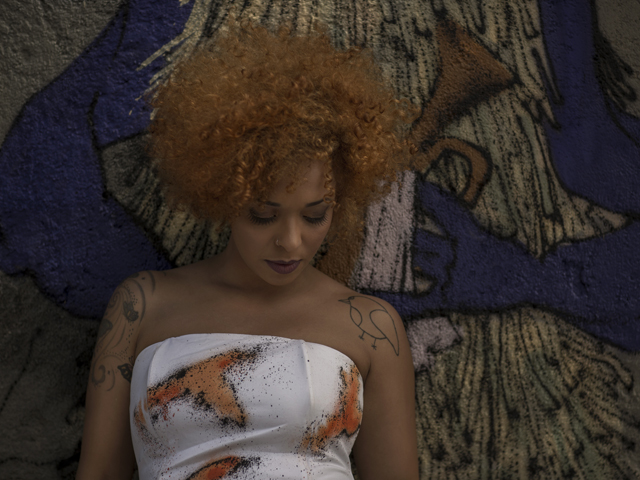 Filha de Itamar Assumpção, Anelis arma novo show no Rio