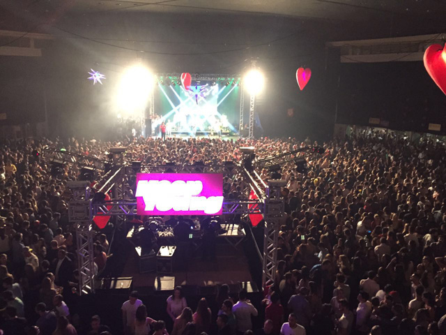 Festa S.O.S Clareou invade o Clube Pinheiros com som do bom