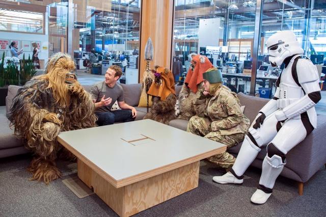 Mark Zuckerberg comemora Star Wars Day em boa companhia. Vem ver!