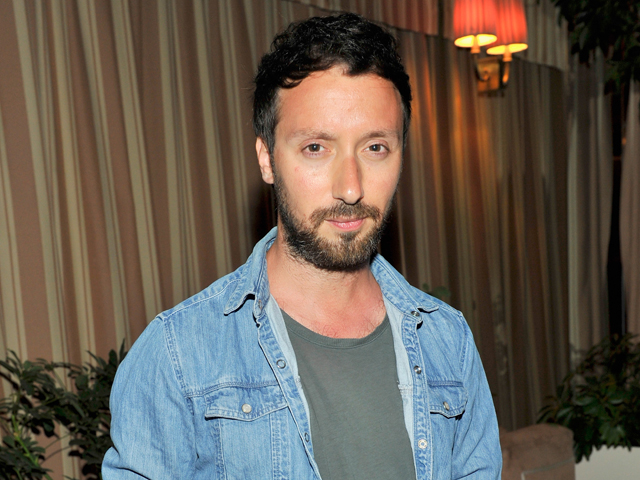 Anthony Vaccarello fecha sua marca para se dedicar à Saint Laurent