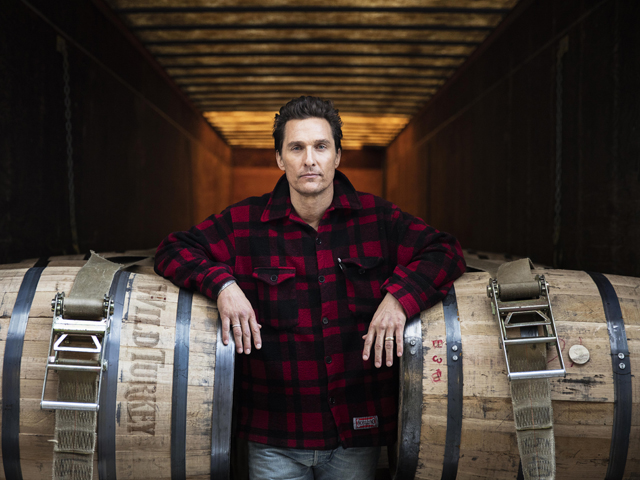 Matthew McConaughey é novo diretor criativo de marca de bourbon