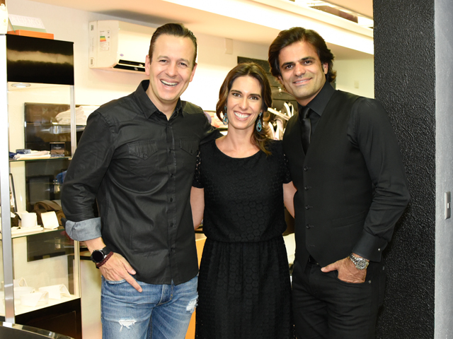 João Camargo e Cheers receberam convidados no ateliê do alfaiate