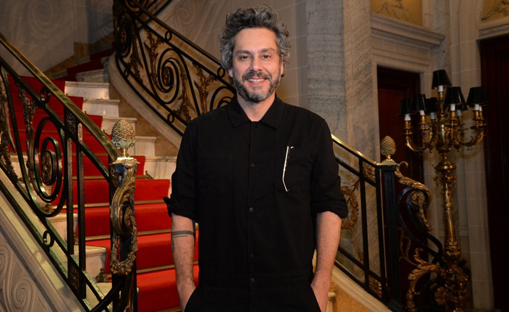 Alexandre Nero: “Passaram a mão na nossa bunda. Quero ir embora daqui”