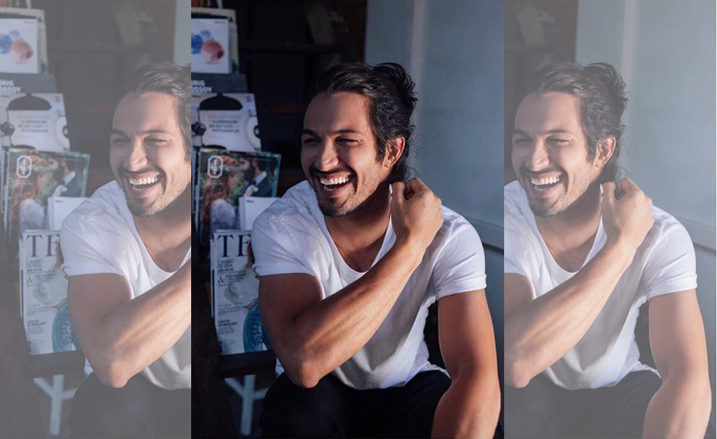 Galã de “Deus Salve o Rei”, Rômulo Estrela ainda não se acostumou com o cabelo de seu personagem