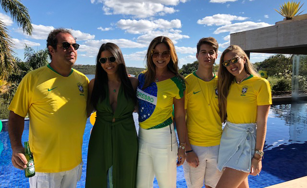 Em Brasília, família Salomão armou get together dos bons para estreia do Brasil. Aos detalhes!