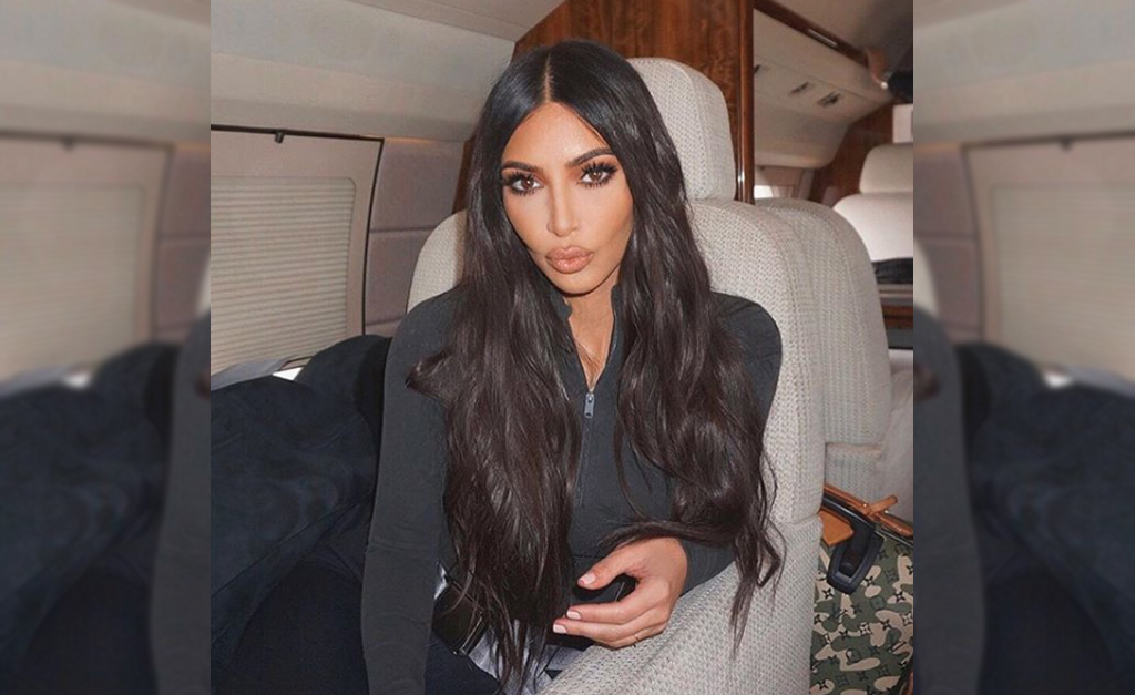 Kim Kardashian ataca de novo! Dessa vez usa sua influência para mudar o Twitter… Entenda