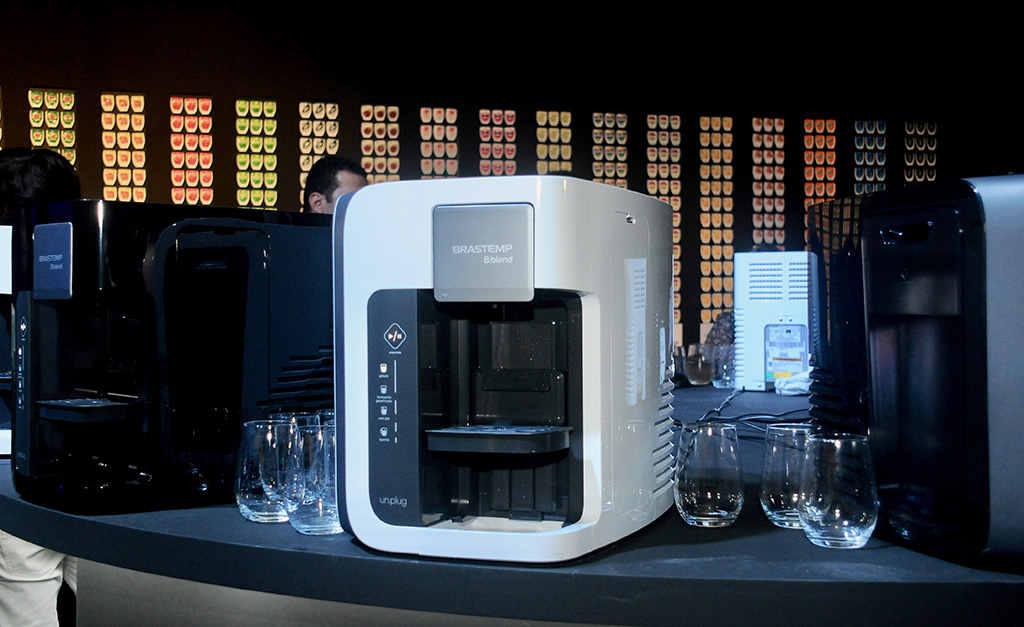 Brastemp B.blend apresenta novidade que dispensa ponto de água