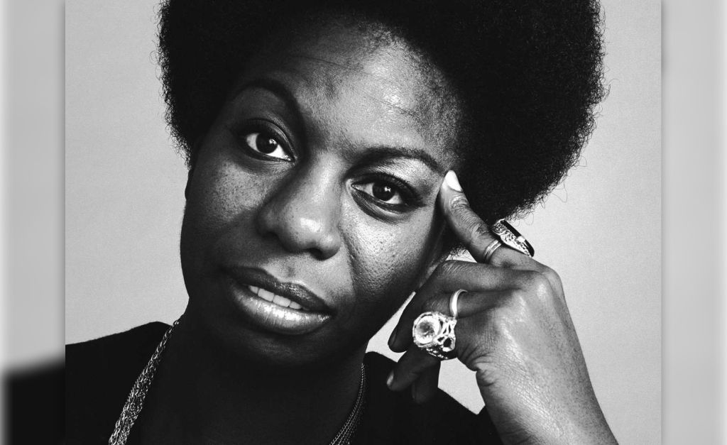 No dia em que Nina Simone faria 87 anos, 5 motivos que provam que ela sempre será um ícone musical