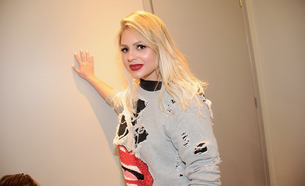 Novo ateliê de Andressa Salomone terá até cabides com cristais. Aos detalhes!