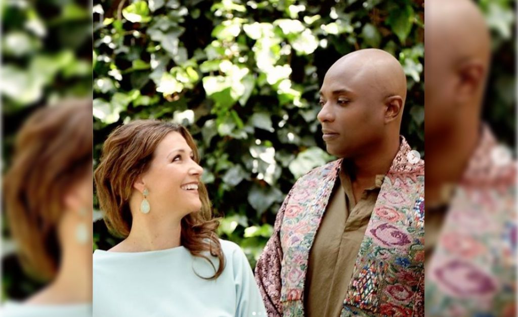 Princesa norueguesa assume namoro com guru espiritual americano que atende as celebridades