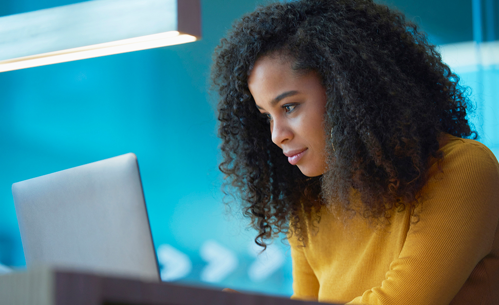 Glamurama entrega opções de cursos online para colocar o cérebro para funcionar na quarentena