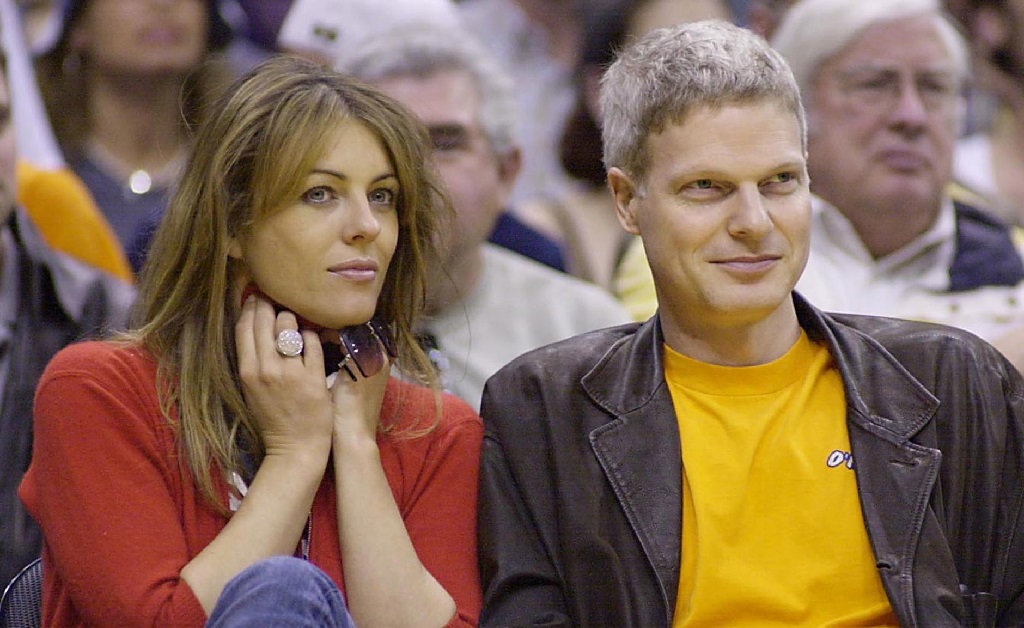 Morto em junho, ex de Liz Hurley deixou menos de R$ 2 mi de sua fortuna de R$ 3,36 bi. Entenda!