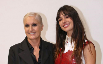 Convidada especial de Maria Grazia Chiuri, Isis Valverde entrega suas impressões do desfile da Dior