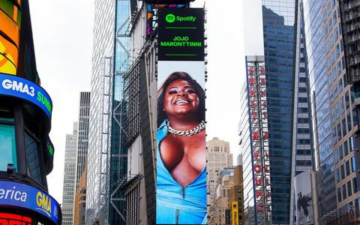 Jojo Todynho tem foto estampada na Times Square:  ‘É muita luta e alegria’