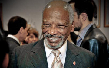 Morre Emanoel Araujo, um dos principais expoente das artes de raiz afro-brasileira no país