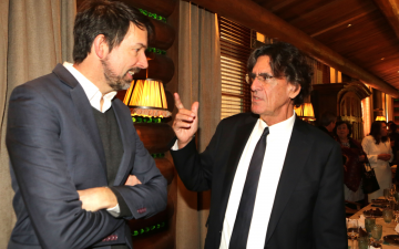 Fronteiras do Pensamento e Hospital Moinhos de Vento pilotam almoço em torno do filósofo Luc Ferry